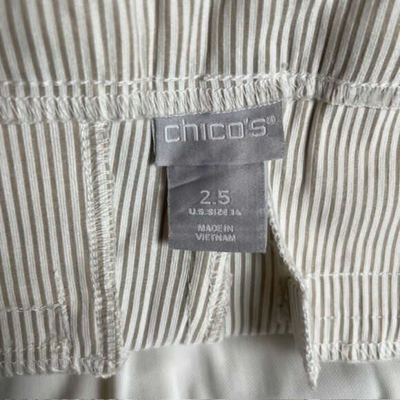 Chico's Tan and White Pinstripe Stretch Capris with Tummy Control Size 14 (2.5) - Picture 8 of 12